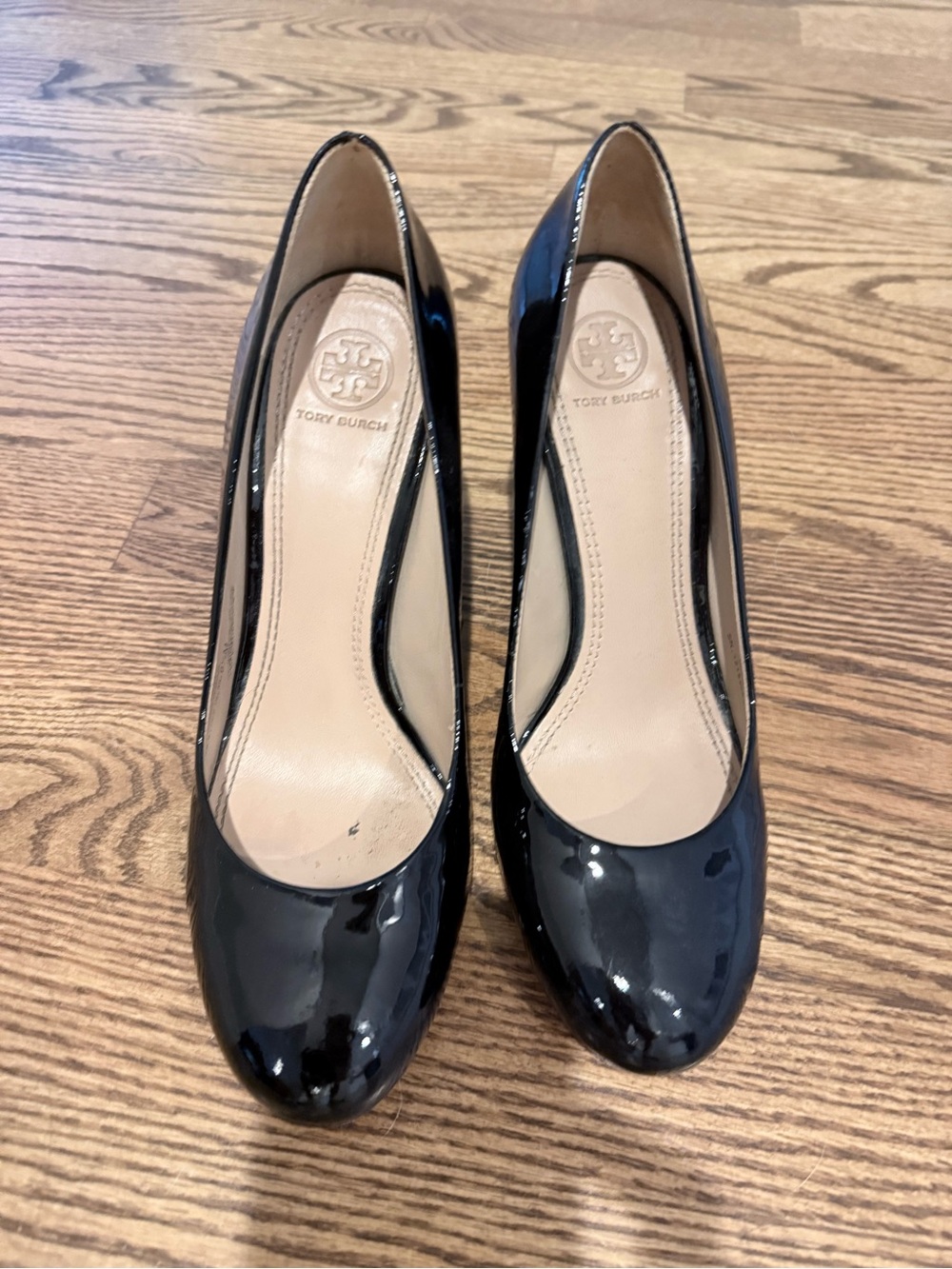 Tory Burch Black Patent Leather Round-Toe Pumps